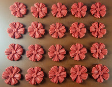 20 x Edible 3D 25mm daisies daisy flowers icing toppers, cake cupcakes decorations T014