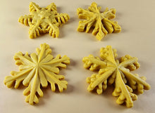 4 x Edible 3D 50mm Christmas Snowflakes Snow icing toppers, cake cupcakes decorations T101
