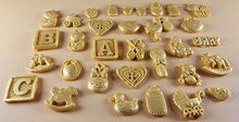 30 x Edible 3D Baby Toppers, icing toppers, cake cupcakes decorations T064