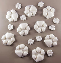 18 x Edible 3D 40mm Dog Paws, icing toppers, cake cupcakes decorations T036