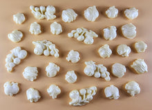 30 x Edible 3D 10mm Snowdrop Flowers, icing toppers, cake cupcakes decorations T066