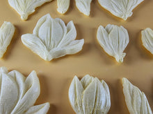 12 x Edible 3D 50mm Tulip Lilly flowers Set, icing toppers, cake cupcakes decorations T076