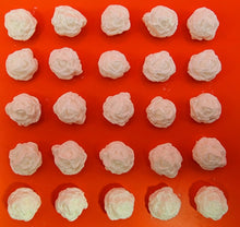 30 x Edible 3D 1.2mm high detail rose roses flowers icing toppers, cake cupcakes decorations T004