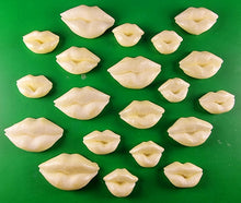 20 x Edible 3D 25mm Mixed Size Lips icing toppers, cake cupcakes decorations T050