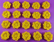 20 x Edible 3D 22mm flower flowers icing toppers, cake cupcakes decorations T025