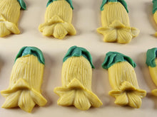 18 x Edible 3D 55mm Bluebell flowers icing toppers, cake cupcakes T119