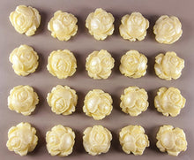 20 x Edible 3D 23mm high detail roses rose flowers icing toppers, cake cupcakes decorations T018