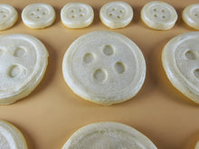 20 x Edible 3D 42mm Button Set, icing toppers, cake cupcakes decorations T079