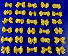 30 x Edible 3D small bows bow icing toppers, cake cupcakes decorations T012