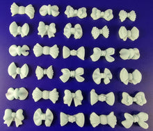 30 x Edible 3D small bows bow icing toppers, cake cupcakes decorations T012