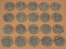 20 x Edible 3D 24mm medium roses flowers icing toppers, cake cupcakes decorations T002