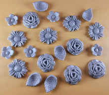 20 Piece Edible 3D Bouquet Flower set, icing toppers, cake cupcakes decorations T070