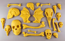 20 x Edible 3D 50mm Skull and Bones set icing toppers, cake cupcakes decorations T057