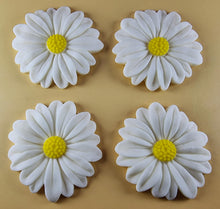 4 x Edible 3D 70mm Large Daisy Flowers icing toppers, cake cupcakes T122