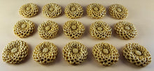 15 x Edible 3D Large Dahlia flowers, icing toppers, cake cupcakes decorations T078
