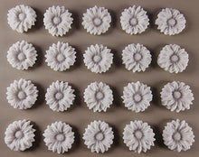 20 x Edible 3D 20mm flower flowers icing toppers, cake cupcakes decorations T021