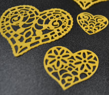 16 x Simply Heaven Edible Pre-Made Ready to Use Edible Cake Lace made from mat 28