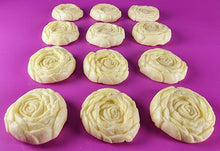12 x Edible 3D 36mm large roses rose flowers icing toppers, cake cupcakes decorations T013