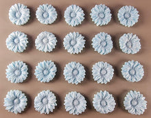 20 x Edible 3D 20mm flower flowers icing toppers, cake cupcakes decorations T021