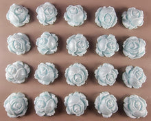 20 x Edible 3D 23mm high detail roses rose flowers icing toppers, cake cupcakes decorations T018