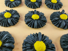 12 x Edible 3D 35mm Daisies Daisy flowers icing toppers, cake cupcakes T118