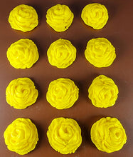 12 x Edible 3D 34mm large roses rose flowers icing toppers, cake cupcakes decorations T011