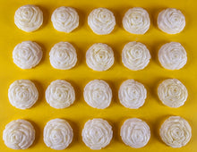 20 x Edible 3D 20mm roses rose flowers icing toppers, cake cupcakes decorations T009
