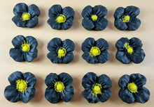12 x Edible 3D 20mm flowers icing toppers, cake cupcakes decorations T106