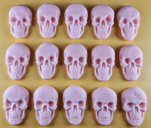 15 x Edible 3D 42mm Skulls, Skull icing toppers, cake cupcakes decorations T040