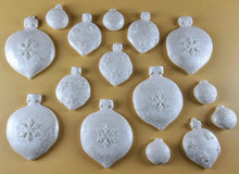 15 x Edible 3D 50mm Christmas Baubles, icing toppers, cake cupcakes decorations T091