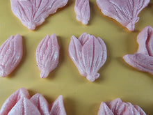 12 x Edible 3D 50mm Tulip Lilly flowers Set, icing toppers, cake cupcakes decorations T076
