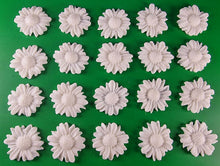 20 x Edible 3D 30mm daisies daisy flowers icing toppers, cake cupcakes decorations T015