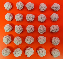 30 x Edible 3D 1.2mm high detail rose roses flowers icing toppers, cake cupcakes decorations T004