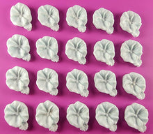20 x Edible 3D 18mm flower flowers icing toppers, cake cupcakes decorations T033
