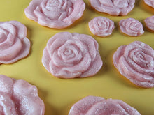 15 x Edible 3D Mixed Roses flowers Set, icing toppers, cake cupcakes decorations T077