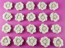 20 x Edible 3D 22mm flower flowers icing toppers, cake cupcakes decorations T025