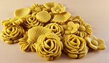 20 Piece Edible 3D Bouquet Flower set, icing toppers, cake cupcakes decorations T070