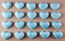 20 x Edible 3D 20mm Hearts icing toppers, cake cupcakes decorations T058