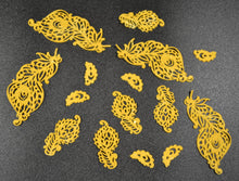 30 x Simply Heaven Edible Pre-Made Ready to Use Edible Cake Lace made from mat 44