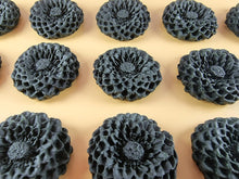 15 x Edible 3D Large Dahlia flowers, icing toppers, cake cupcakes decorations T078