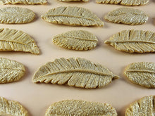 20 x Edible 3D 50mm Feather Set, icing toppers, cake cupcakes decorations T075