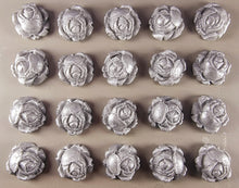 20 x Edible 3D 23mm high detail roses rose flowers icing toppers, cake cupcakes decorations T018