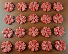 20 x Edible 3D 25mm daisies daisy flowers icing toppers, cake cupcakes decorations T014