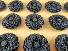 15 x Edible 3D Large Dahlia flowers, icing toppers, cake cupcakes decorations T078