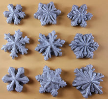 9 x Edible 3D 30mm Snowflakes Snow icing toppers, cake cupcakes decorations T063