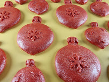 15 x Edible 3D 50mm Christmas Baubles, icing toppers, cake cupcakes decorations T091