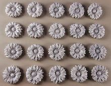 20 x Edible 3D 20mm flower flowers icing toppers, cake cupcakes decorations T021