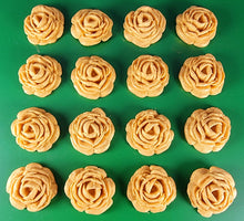 16 x Edible 3D 30mm roses rose flowers icing toppers, cake cupcakes decorations T010