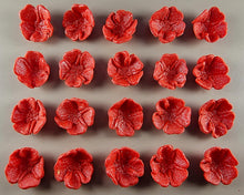 20 x Edible 3D 25mm Buttercup flowers icing toppers, cake cupcakes decorations T045