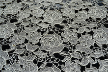 1 x Simply Heaven Edible Pre-Made Ready to Use Edible Cake Lace made from mat 65
